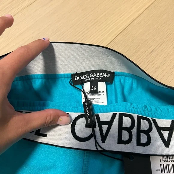 Dolce and Gabbana set - Picture 11 of 11